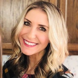 Meet your Posher, Laurel